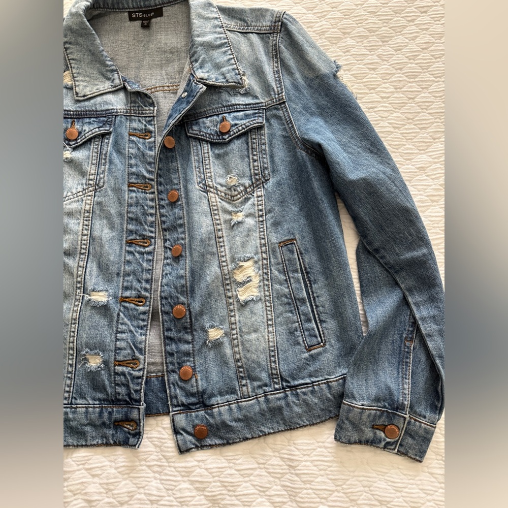 Denim Jacket With Purple Sequin - image 6